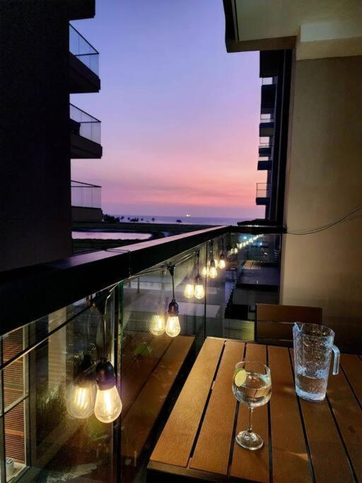 Loft Completo Con Balcon A 5 Min De La Playa Apartment *